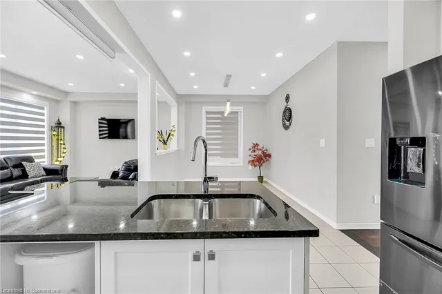 Additional image 16 of 328 Bedrock Dr