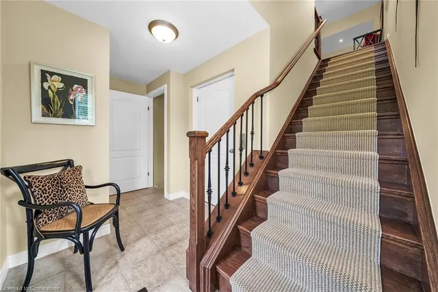 Additional image 13 of 61 Cloverleaf Dr Unit 2