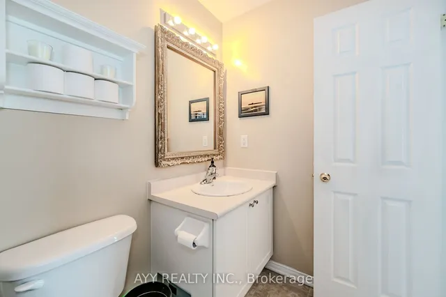 Additional image 18 of 47 Glenashton Dr Unit 4