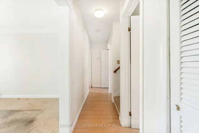 Additional image 13 of 59 Mountain Ave