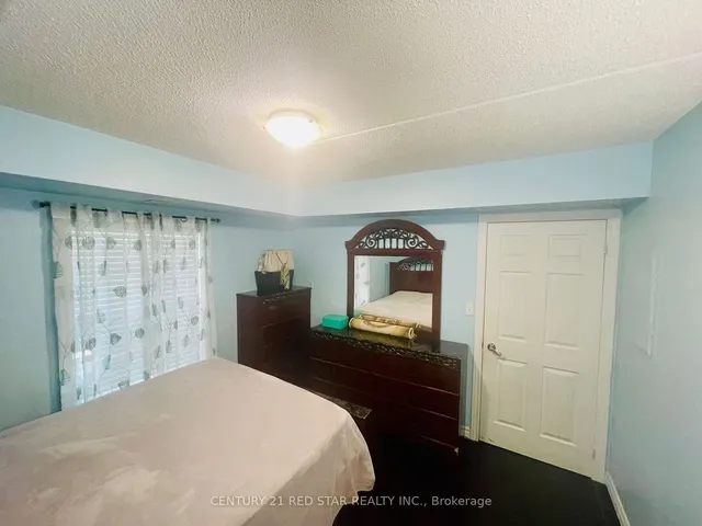 Additional image 8 of 1370 MAIN St Unit 204