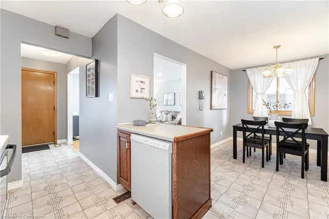 Additional image 16 of 50 Fairway Dr