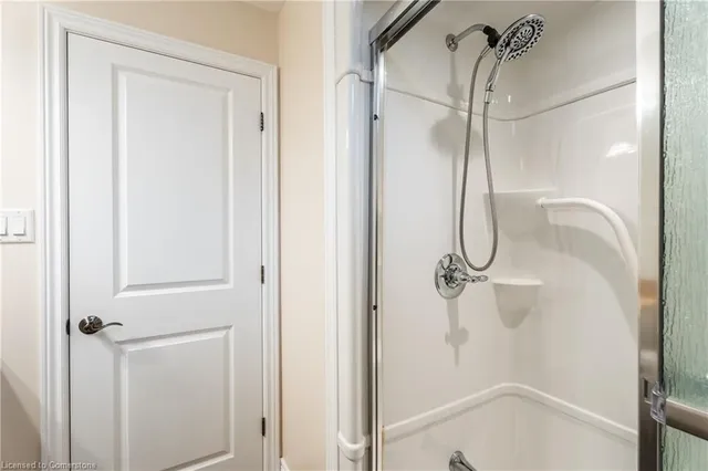 Additional image 33 of 35 Chiara Dr