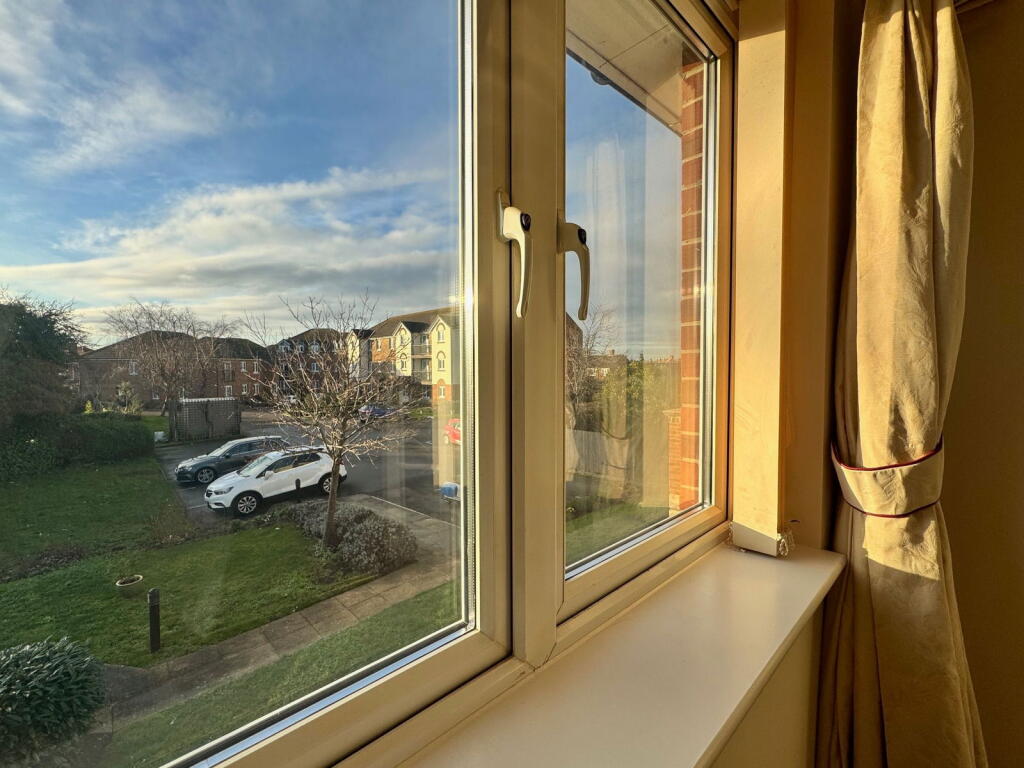 Additional image 4 of Beechwood Avenue, Deal, CT14 9WY