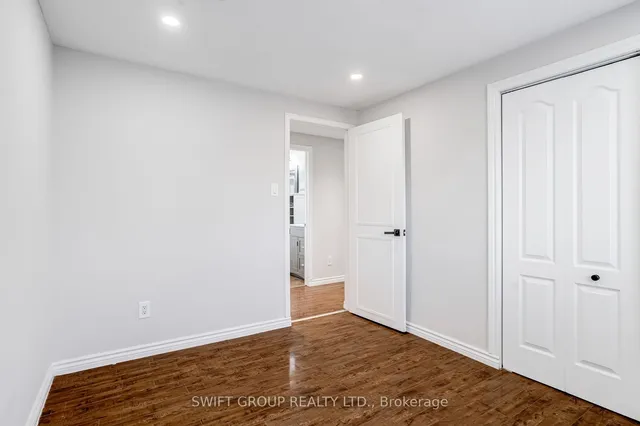 Additional image 23 of 2 Buffalo Crt