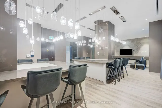 Additional image 25 of 8 Nahani Way Unit 1722