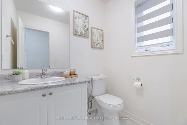 Additional image 23 of 483 Manhattan Common