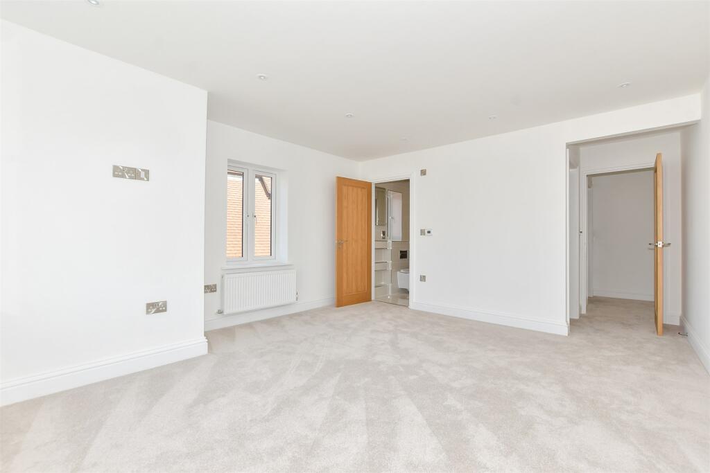 Additional image 8 of Park Avenue, Broadstairs, Kent