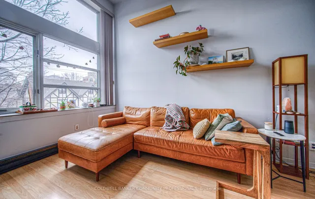 Additional image 20 of 50 Main St Unit 314