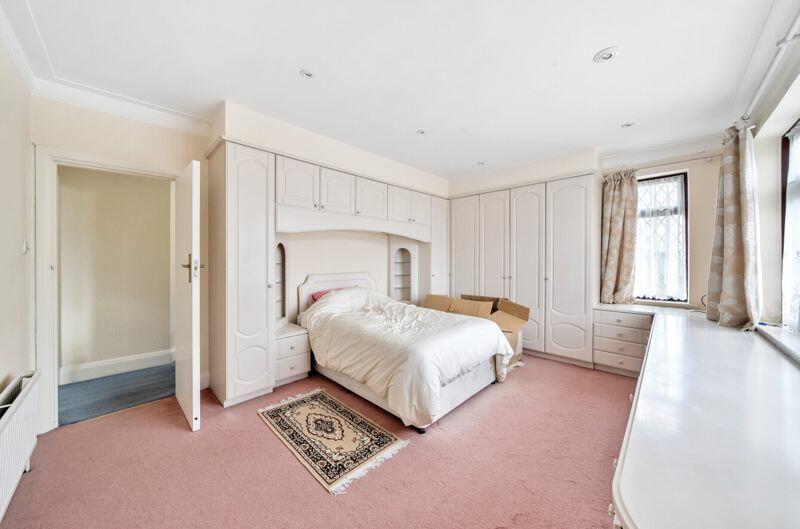 Additional image 7 of Russell Green Close, West Purley