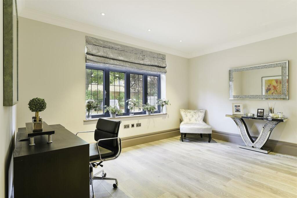 Additional image 17 of Woodcote Park Avenue, Purley