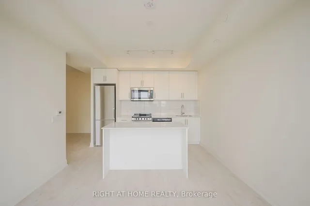 Additional image 21 of 509 Dundas St Unit 605