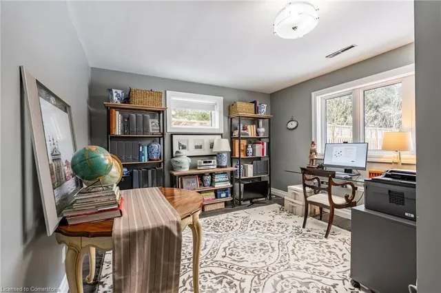 Additional image 23 of 665 Gayne Blvd