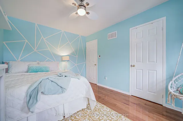 Additional image 30 of 2116 Newell Cres