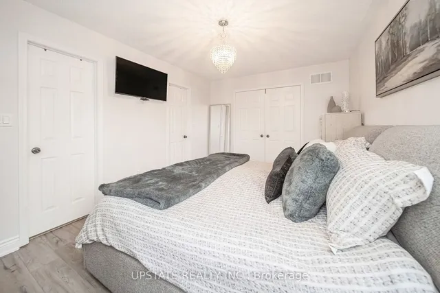 Additional image 15 of 1722 Samuelson Circ