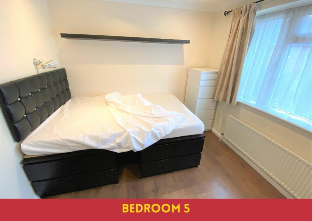 Additional image 17 of 5 Bed Student House - 50 New Ruttington Lane