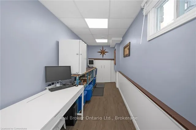 Additional image 21 of 533 Hayward Cres