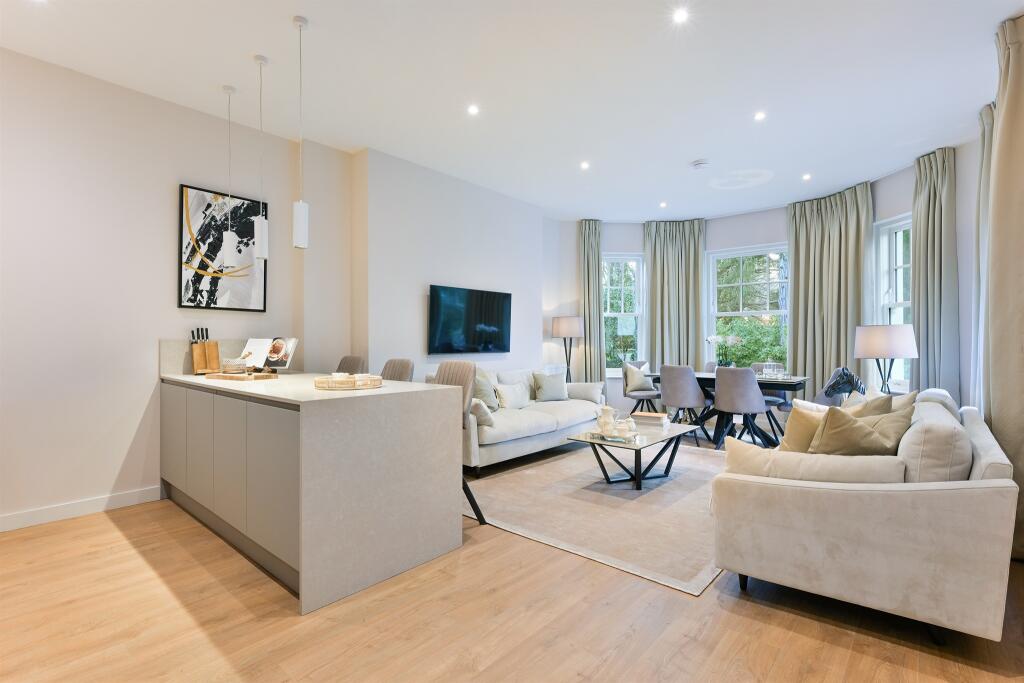 Additional image 19 of Firs Road, Kenley