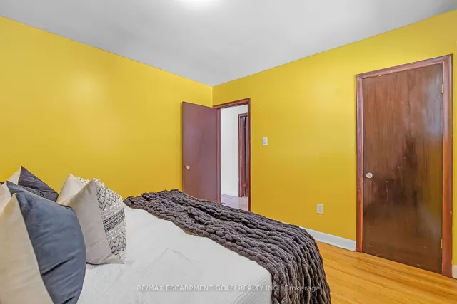 Additional image 16 of 49 Cheryl Ave