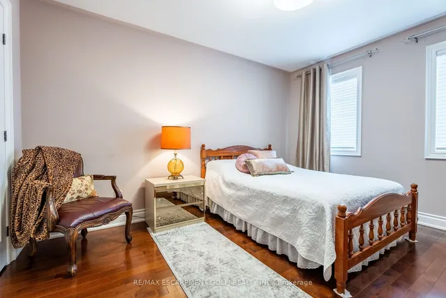 Additional image 24 of 35 Chiara Dr