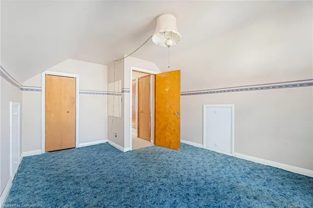 Additional image 24 of 59 Mountain Ave