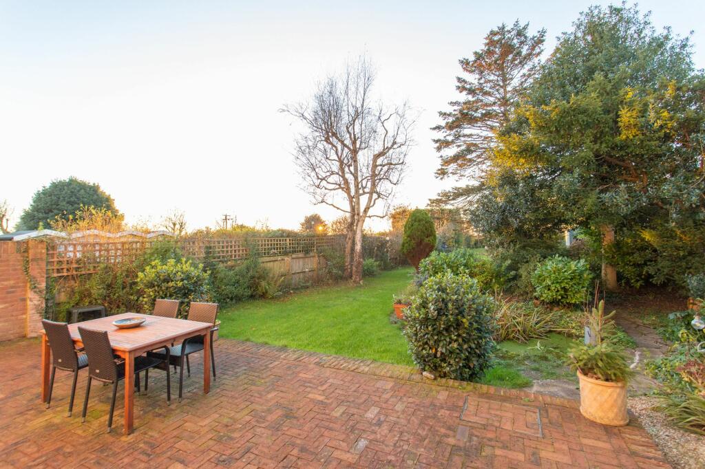 Additional image 29 of Dover Road, Guston, CT15