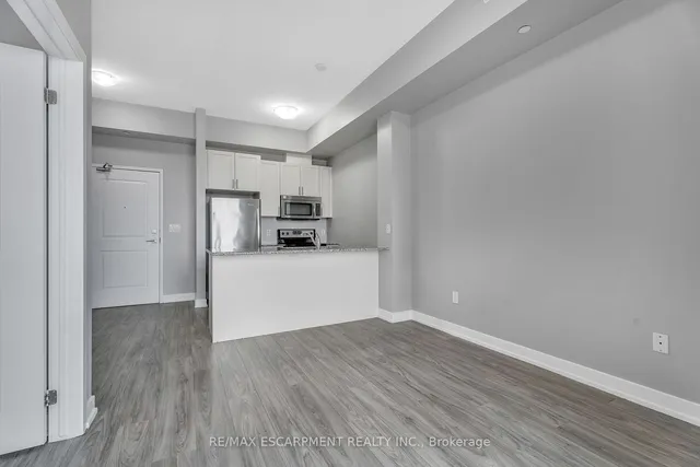 Additional image 17 of 35 SOUTHSHORE Cres Unit 421