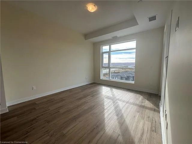 Additional image 7 of 600 North Service Rd Unit 603