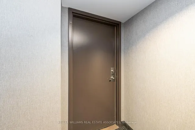 Additional image 5 of 4450 Tucana Crt Unit 1903