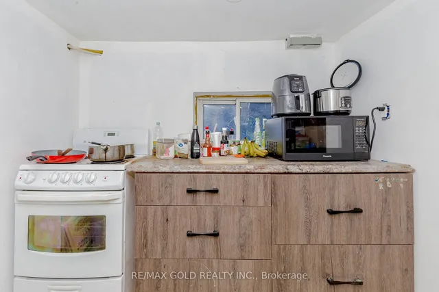 Additional image 36 of 268 Beach Blvd