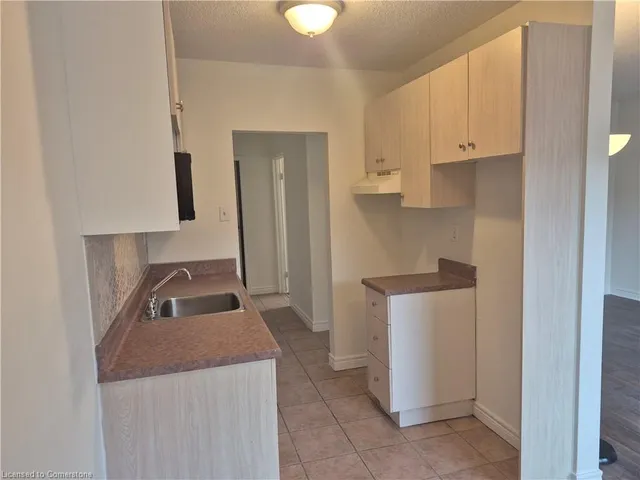 81 Charlton Ave Unit 404