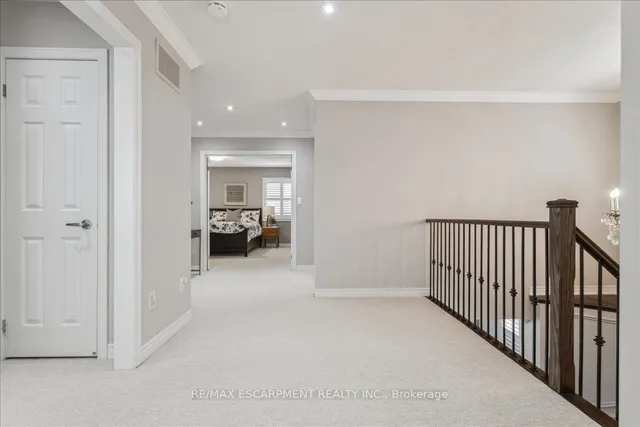 Additional image 23 of 4264 Adobe Gate