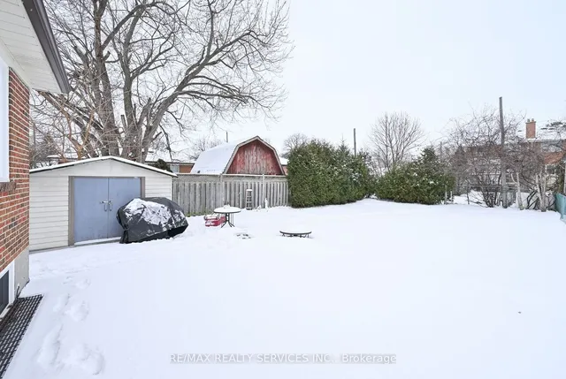 Additional image 24 of 4 Garden Ave
