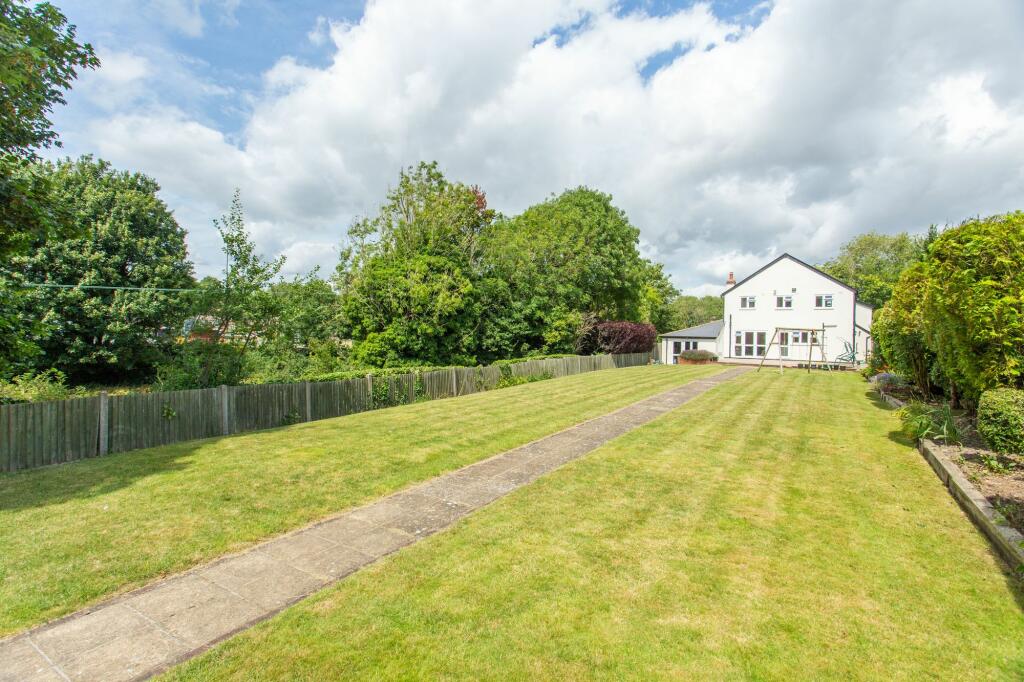 Additional image 19 of Shooters Hill, Eythorne, CT15