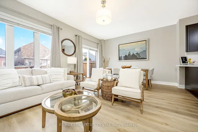 Additional image 12 of 743 Agnew Cres