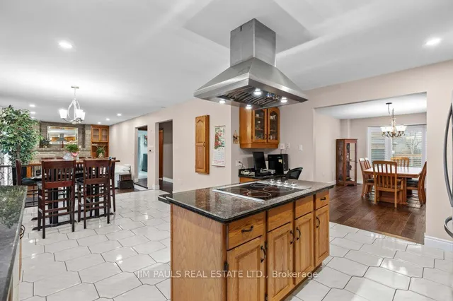 Additional image 8 of 116 Aubrey Ave