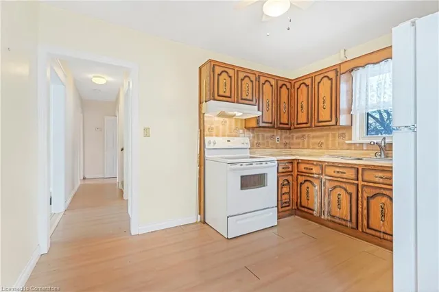 Additional image 11 of 59 Mountain Ave