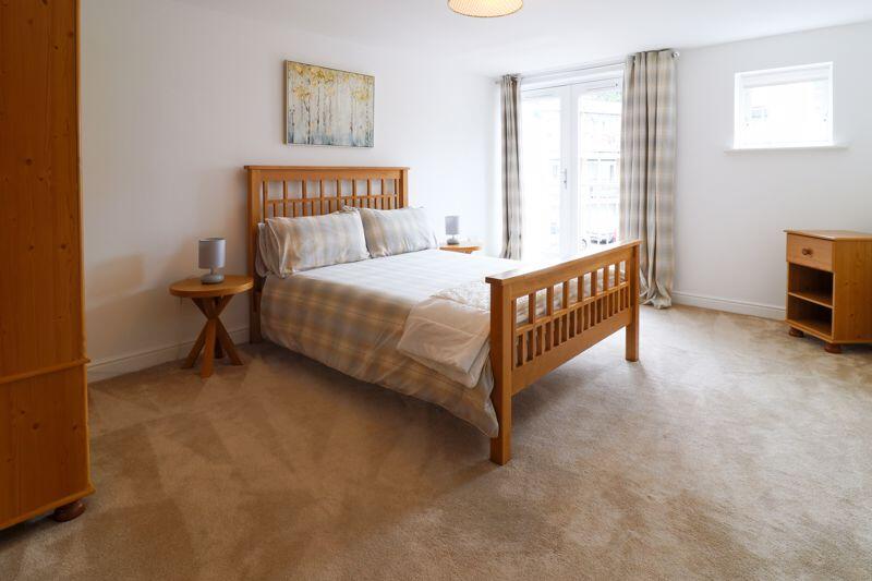 Additional image 9 of Canterbury