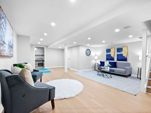 Additional image 37 of 4692 Owl Circ