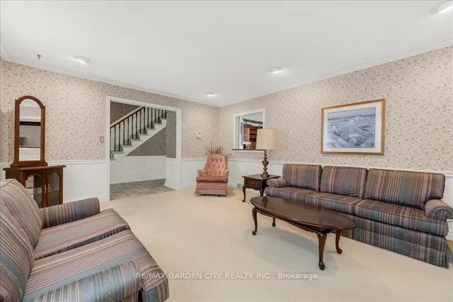 Additional image 5 of 34 Acredale Dr