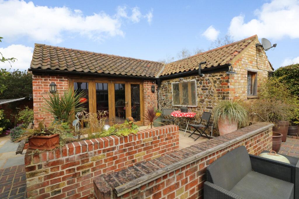 Additional image 31 of Loop Street, Sandwich