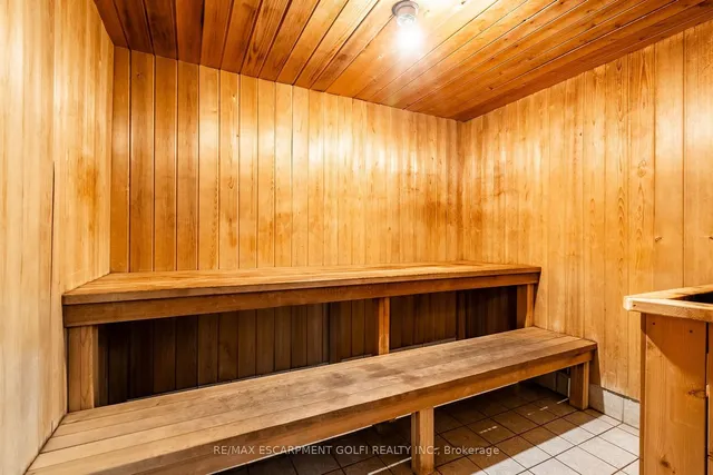 Additional image 30 of 75 Queen St Unit 1804