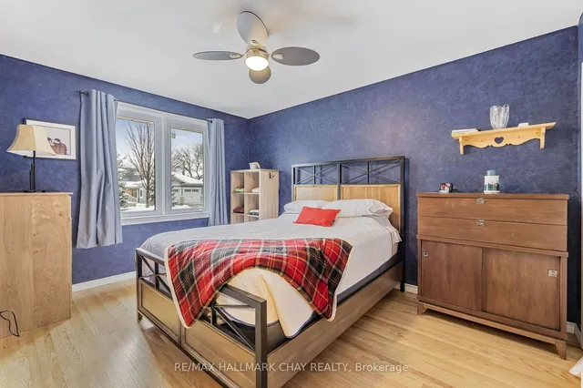 Additional image 17 of 405 Broadway Ave