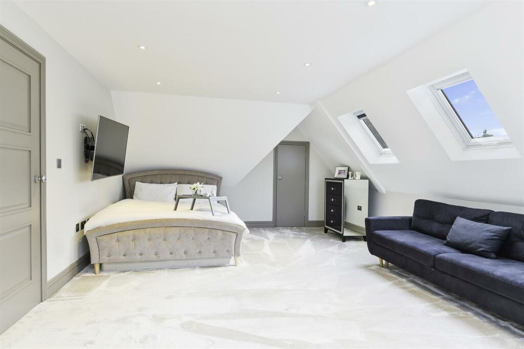 Additional image 30 of Woodcote Park Avenue, Purley