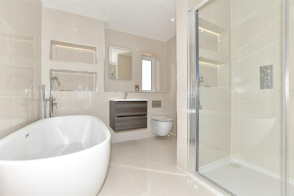 Additional image 9 of Park Avenue, Broadstairs, Kent