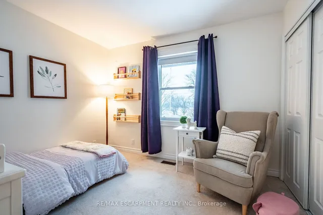 Additional image 23 of 937 Safari Rd