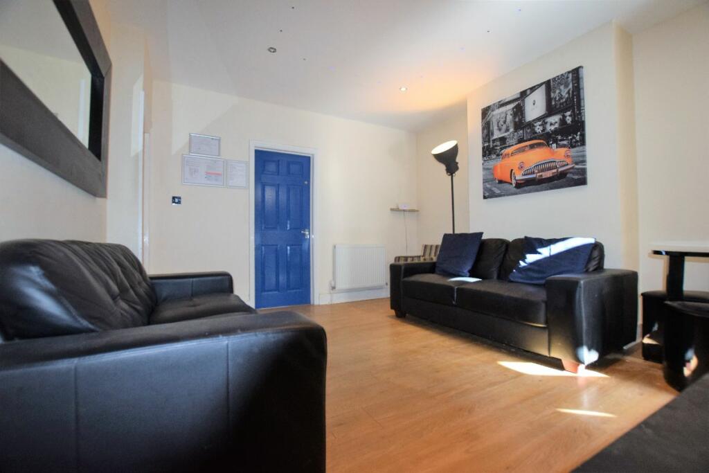 Additional image 11 of 16 Guildford Road