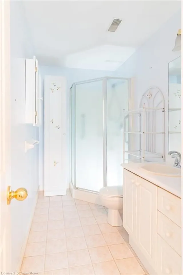 Additional image 24 of 5 Ogilvie St Unit 102