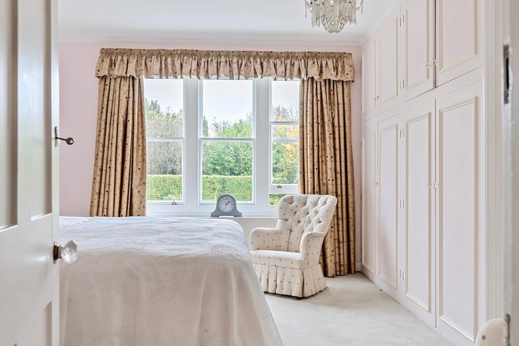 Additional image 16 of Knightrider Street, Sandwich