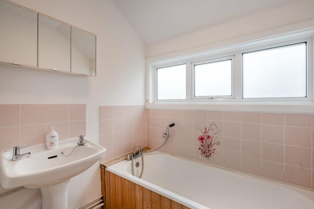 Additional image 19 of Woodnesborough, Sandwich, Kent